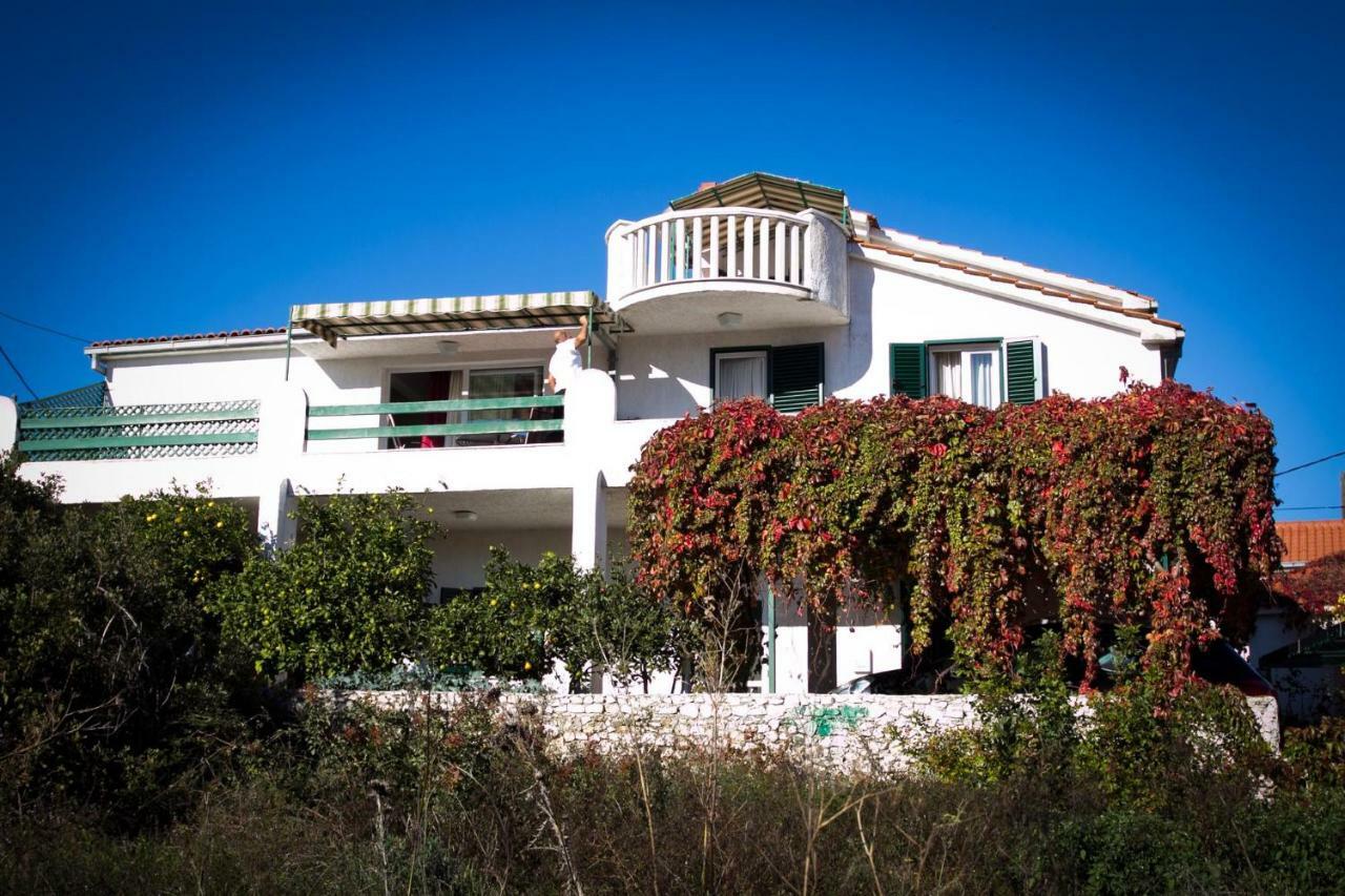 Apartman Nena Apartment Slatine Exterior photo