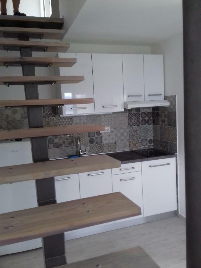 Apartman Nena Apartment Slatine Exterior photo