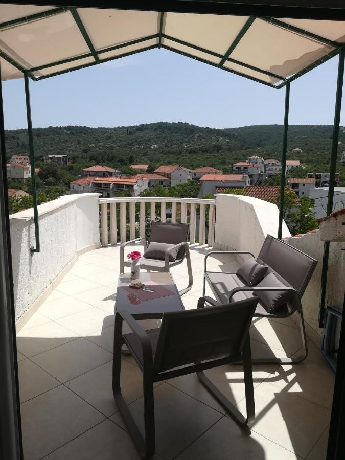Apartman Nena Apartment Slatine Exterior photo